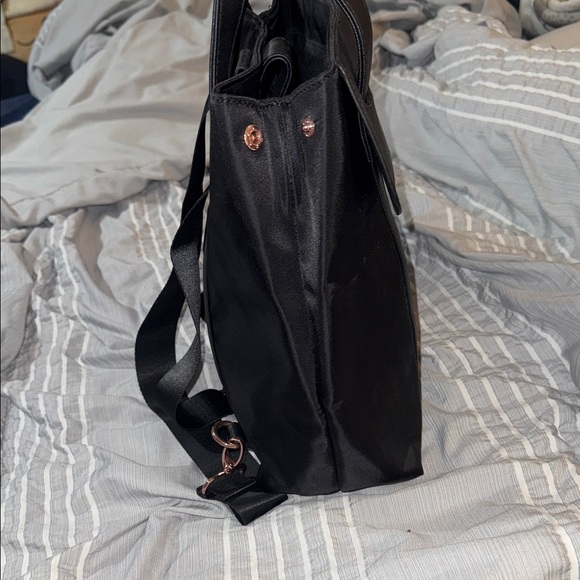 Avon Backpack - Picture 6 of 10